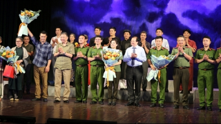 Khai mạc Tuần lễ kịch CAND chào mừng 60 năm Ngày truyền thống lực lượng CSND