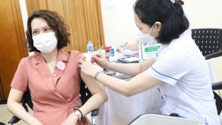 Phát động chiến dịch tiêm vaccine phòng COVID-19 mũi 3, mũi 4