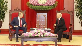 Tổng Bí thư Nguyễn Phú Trọng tiếp Bộ trưởng Ngoại giao Liên bang Nga