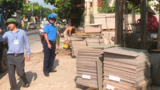 Xử phạt hàng chục trường hợp đào hè phố trái phép, lấn chiếm vỉa hè