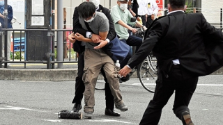 Nghi phạm cố tình chọn khẩu súng sát thương cao nhất để ám sát ông Shinzo Abe