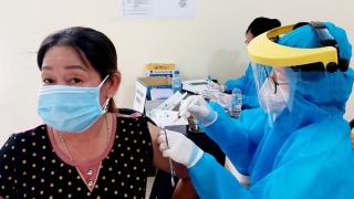 Nhiều nhân viên y tế ở Sóc Trăng rời đơn vị