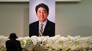 Khoảng trống khó lấp đầy mang tên Shinzo Abe