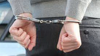 Theo dõi phát hiện "chồng hờ" giở trò đồi bại với con gái