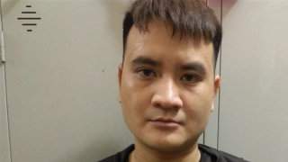 Theo vợ đến nhà nghỉ "nghe tâm sự", chồng cướp tài sản của "tình địch"