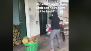 Mâu thuẫn mua bán sầu riêng, nhóm thanh niên vác dao chém người