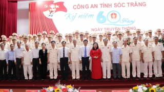Công an các tỉnh kỷ niệm Ngày truyền thống lực lượng CSND