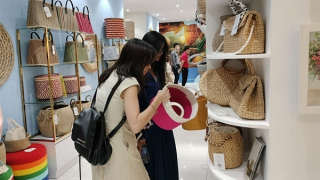 Hỗ trợ doanh nghiệp đưa sản phẩm tiếp cận đối tác trong và ngoài nước