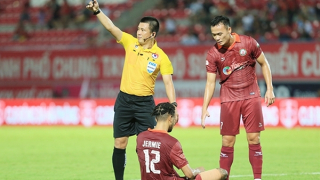 “Nạn” xúc phạm trọng tài ở Việt Nam