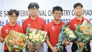 Chủ tịch nước gửi Thư khen các học sinh giành huy chương tại kỳ thi Olympic quốc tế 2022