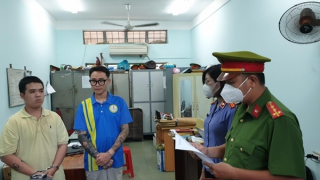 Nhiều biến tướng dịch vụ thuê đòi nợ "tín dụng đen"