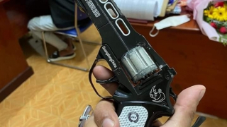 Ngăn chặn 2 nhóm hẹn nhau hỗn chiến, thu nhiều hung khí