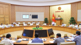Thủ tướng chủ trì phiên họp Chính phủ chuyên đề xây dựng pháp luật