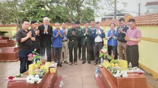 Xúc động chuyện đám cưới 2 liệt sĩ