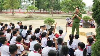 Trưởng Công an xã làm tốt công tác dân vận