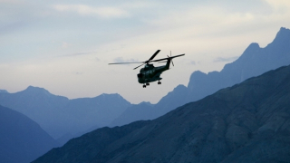 Rơi máy bay cứu trợ, tướng quân đội Pakistan cùng 5 người tử nạn