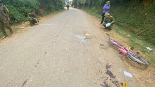 2 cháu bé bị thương nặng sau vụ nổ nghi là bom bi