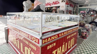 Người "hôi của" trong vụ cướp tiệm vàng ở Huế có thể bị xử lý hình sự