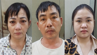 Băng nhóm câu nhử khách đến massage để trộm tiền