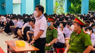 Tại sao cha mẹ không bảo vệ con mình?