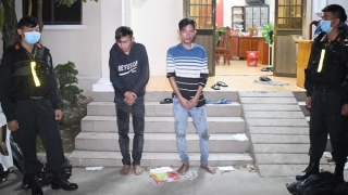 Một đêm bắn trộm 9 con chó