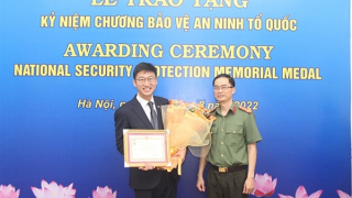 Bộ Công an: Trao Kỷ niệm chương tặng Lãnh sự Đại sứ quán Hàn Quốc