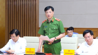 Đưa 21/25 dịch vụ công thiết yếu lên môi trường điện tử