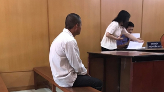 Quay clip "mây mưa" rồi gửi cho chồng của nhân tình