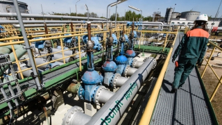 Châu Âu thay Nga trả tiền, Ukraine mở lại ống dẫn dầu "Tình bạn"