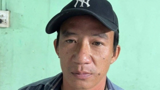 Tên cướp ra đầu thú sau 2 ngày giật Iphone 13 của nữ du khách