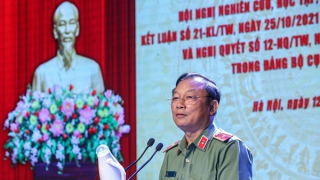 Quán triệt các nghị quyết, kết luận về xây dựng Đảng và lực lượng CAND