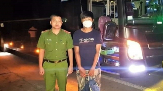 Công an giúp nam thanh niên đoàn tụ với gia đình sau 10 năm thất lạc