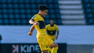 Quang Hải bị thay ra phút 63, Pau FC thoát thua
