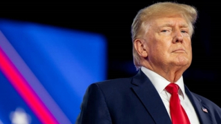 Những vấn đề pháp lý của ông Trump sau vụ nhà riêng bị đột kích