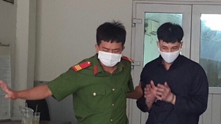 Phạt 20 năm tù kẻ nhiều lần xâm hại cháu gái của vợ