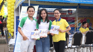 Học phí tăng, cần nhiều nguồn “tiếp sức” tân sinh viên