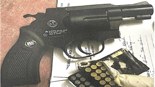 Vừa mua bán ma túy, vừa tàng trữ vũ khí nóng