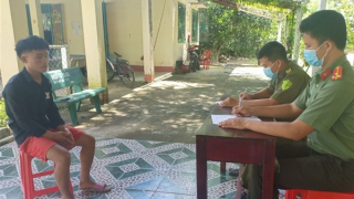 Tin “việc nhẹ lương cao”, từ Tây Bắc vào Long An tìm cách sang Campuchia