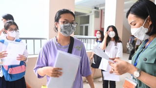 Thí sinh thanh toán lệ phí xét tuyển đại học bằng hình thức trực tuyến