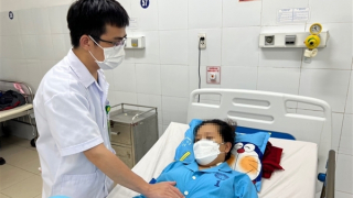 Cứu sống sản phụ mắc COVID-19 bị ngộ độc thuốc tê nguy kịch sau mổ lấy thai