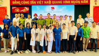 Tập huấn kỹ năng phòng vệ, tự vệ cho các y, bác sĩ