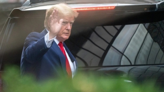 Hơn 700 trang tài liệu mật từng được thu hồi tại nhà riêng của ông Trump