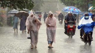 Miền Bắc chiều tối mưa to, Trung Bộ ngày oi nóng