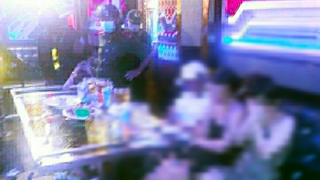 Xử lý các điểm kinh doanh có nhân viên nữ thoát y phục vụ khách