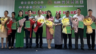 15 trường, doanh nghiệp, trung tâm ký kết trong đào tạo lao động