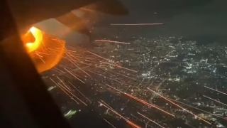 Máy bay chở 180 hành khách phải "quay đầu" vì động cơ bốc cháy