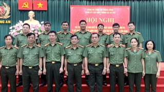 Quán triệt Nghị quyết 12 của Bộ Chính trị tới cán bộ, đảng viên Cục Viễn thông và cơ yếu