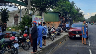 Chủ quán nhậu chết cháy trong chuồng nuôi chó