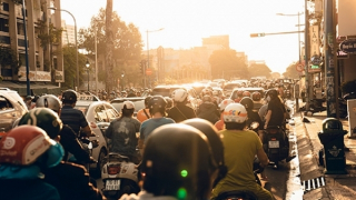 Nắng nóng ở miền Bắc và Trung Bộ, cảnh báo tia UV cao