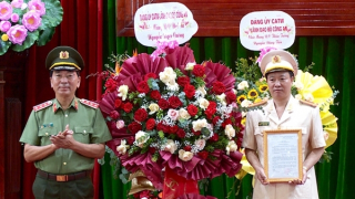 Công bố quyết định bổ nhiệm Hiệu trưởng Trường Đại học Kỹ thuật - Hậu cần CAND